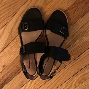 Madewell black leather heel sandals
